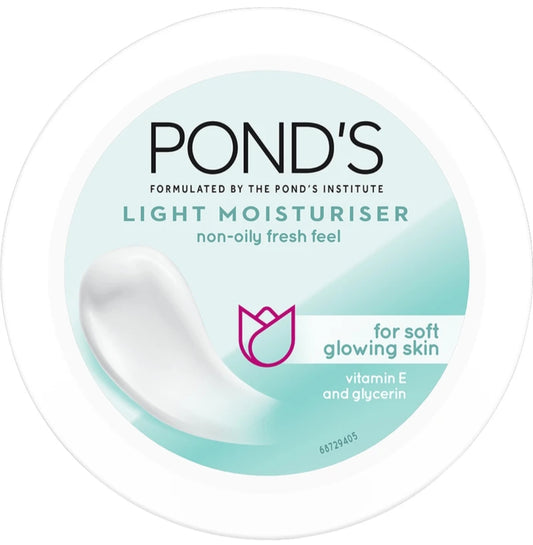 Lotions & Moisturizers- POND'S Light Moisturizer Non-Oily Fresh Feel for Soft Glowing Skin with Vitamin-E & Glycerine 50ml