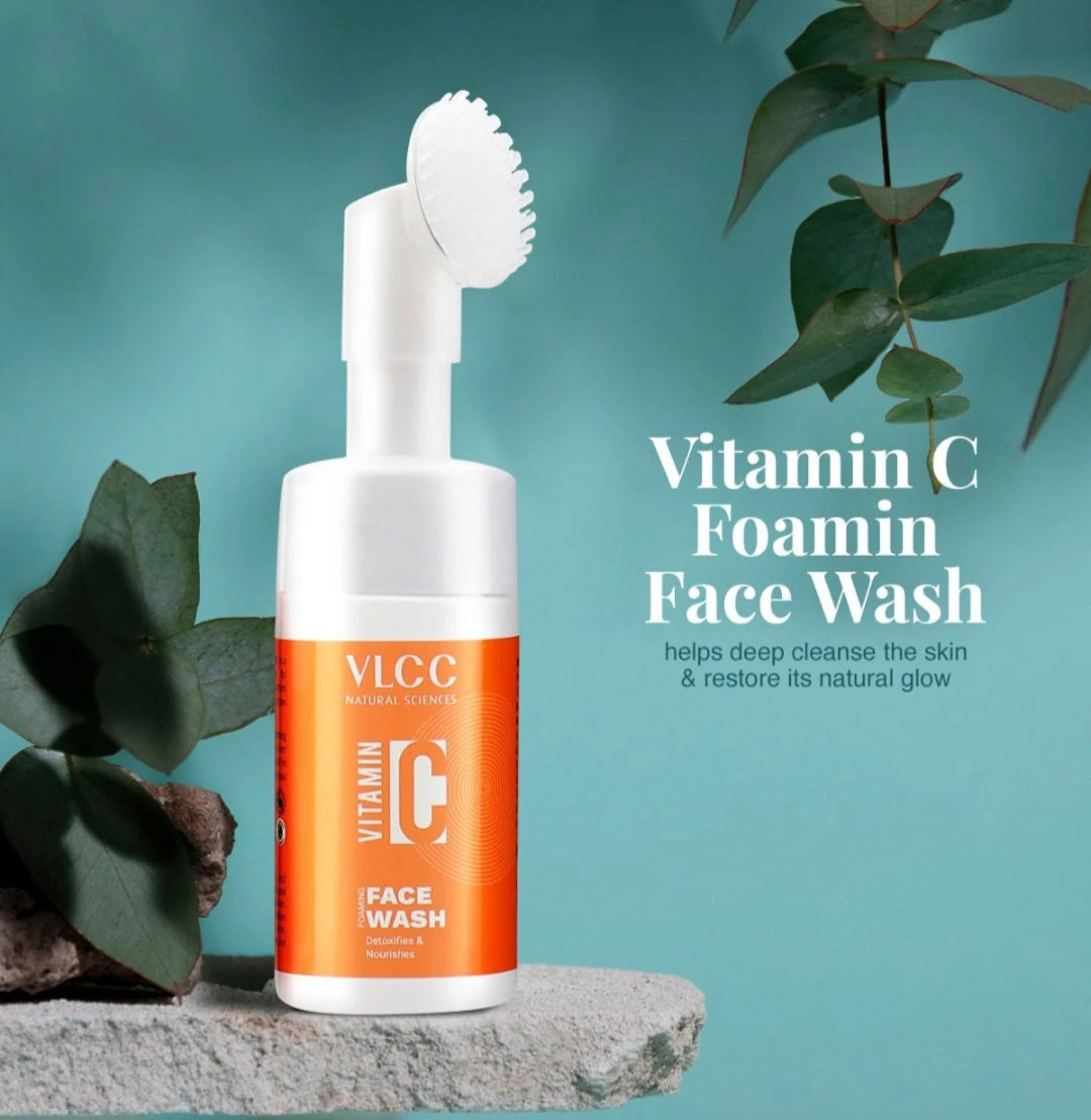 Face Wash- VLCC Vitamin-C Foaming Face Wash which Detoxifies & Nourishes your Skin 150ml